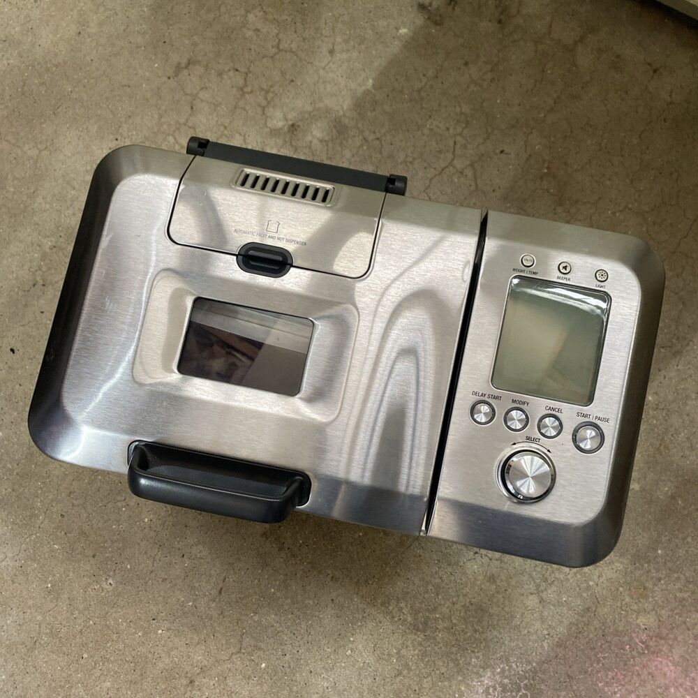 Breville The Custom Loaf Bread Maker BBM800XL Stainless Steel. Used.